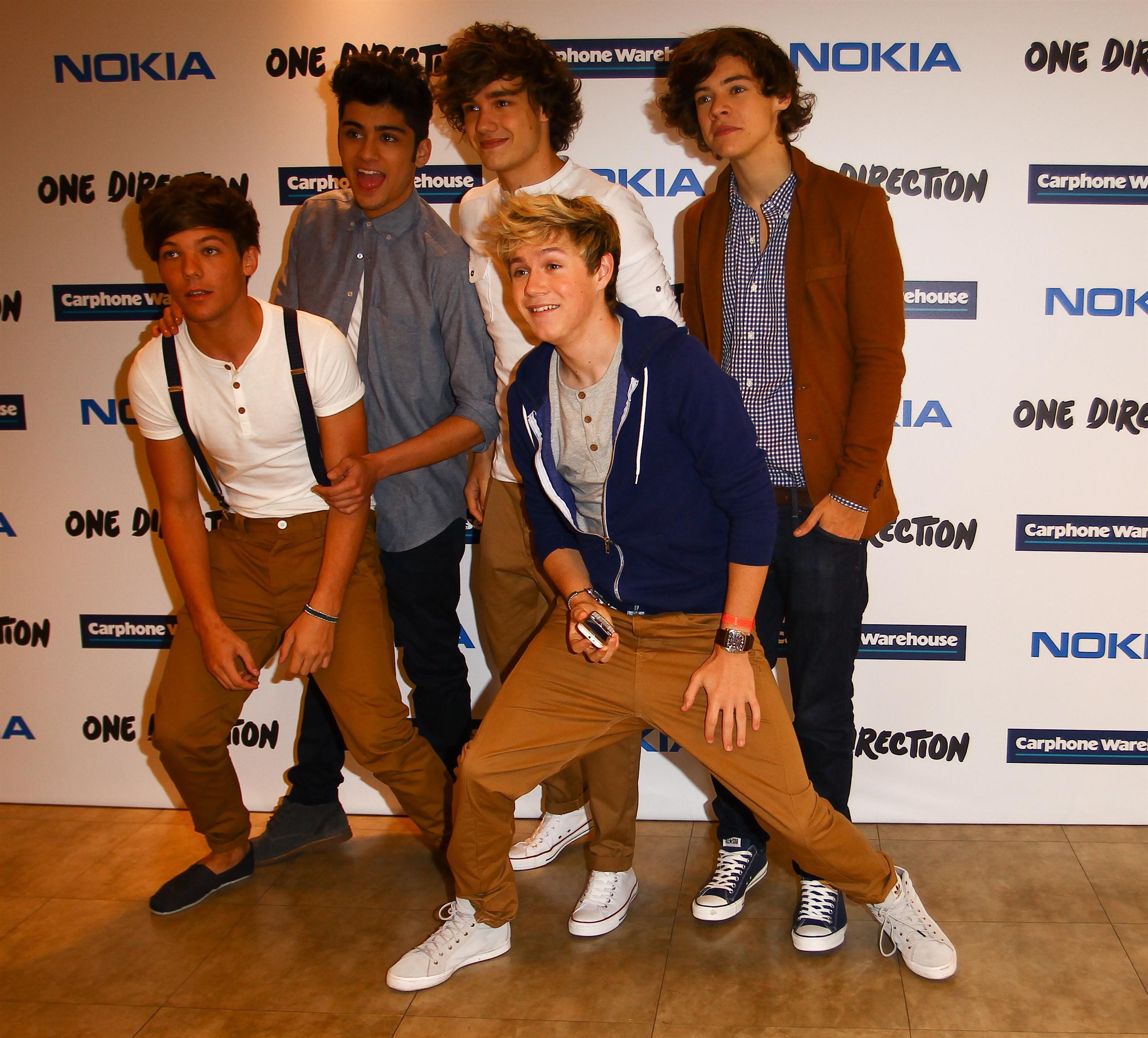 'One Direction' at a phone launch at Carphone Warehouse - Photos | Picture 101248